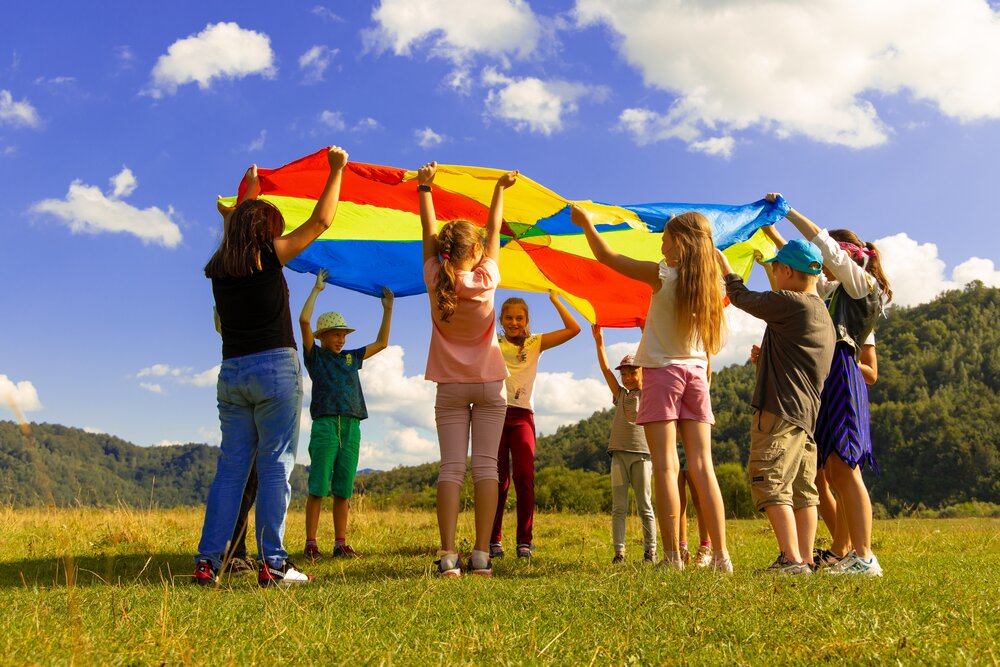 GOAB Kamerbrief en rapport Zomerprogramma AZC kinderen
